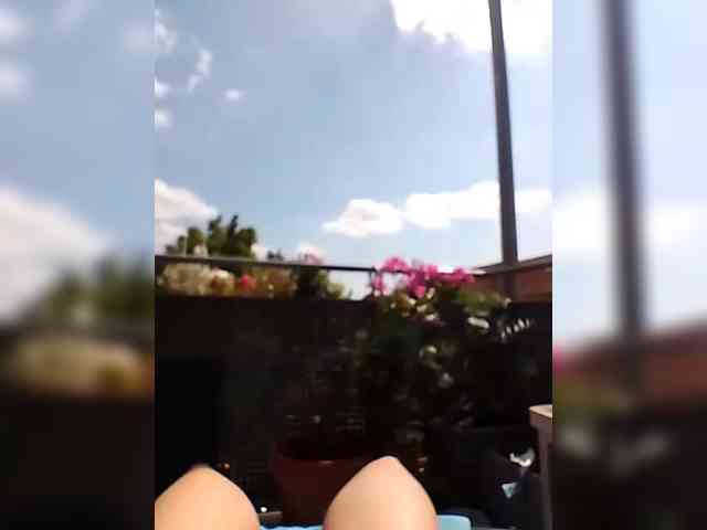 ladywet webcam