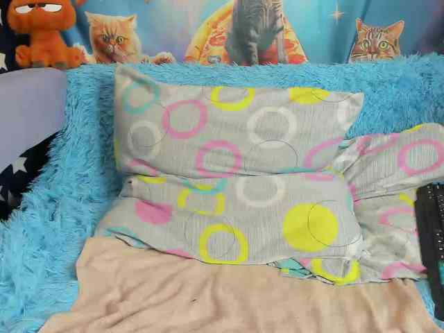 KOTENOCHEK_SEXY_KISA webcam