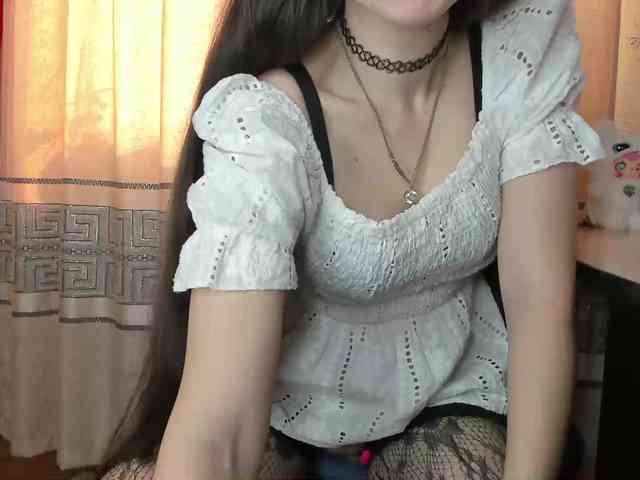 KOTENOCHEK_SEXY_KISA webcam