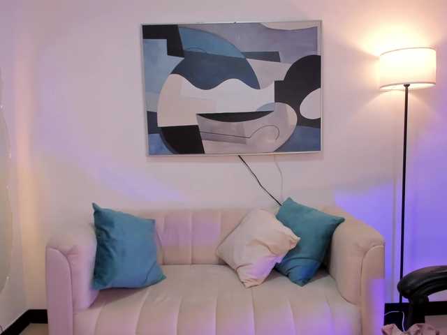 saraparkerr's BongaCams show and profile