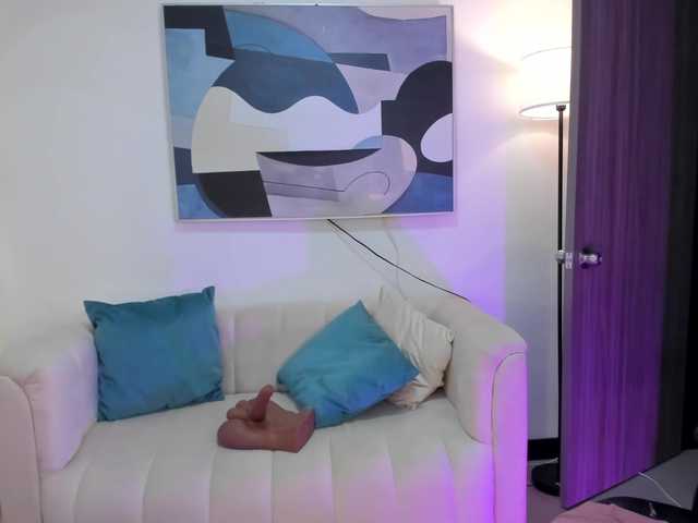 saraparkerr's BongaCams show and profile