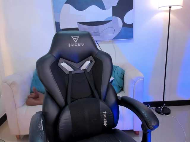 saraparkerr's BongaCams show and profile