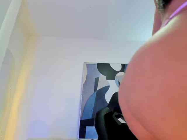 SaraParker webcam