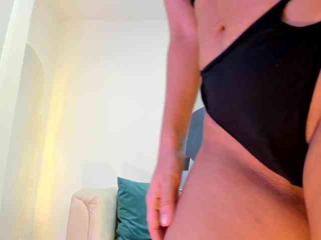 SaraParker webcam