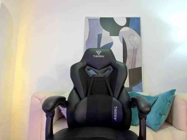 SaraParker webcam
