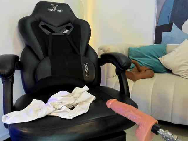 SaraParker webcam