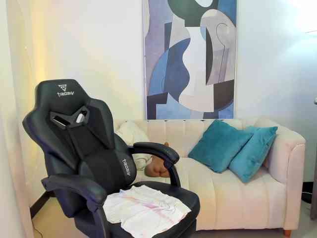 SaraParker webcam