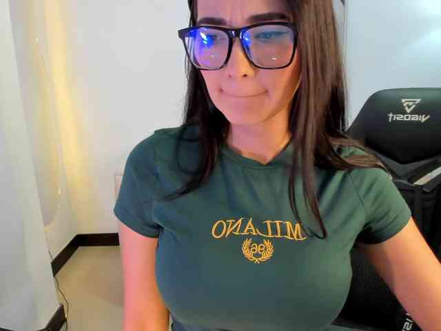 SaraParker webcam