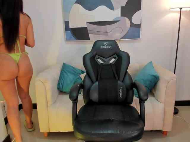 SaraParker webcam