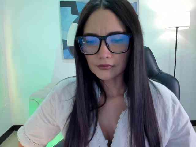 SaraParker webcam