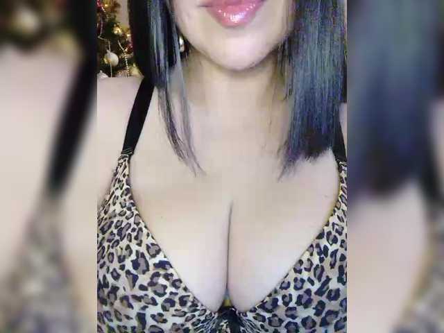 VikaBigSize's BongaCams show and profile