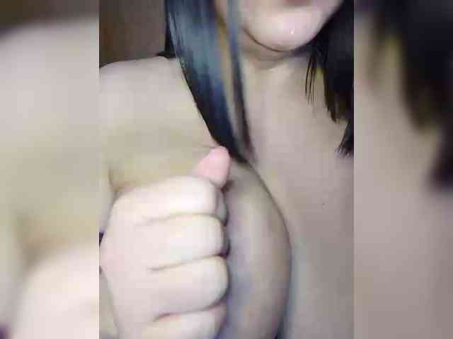 VikaBigSize Live Webcam on BongaCams
