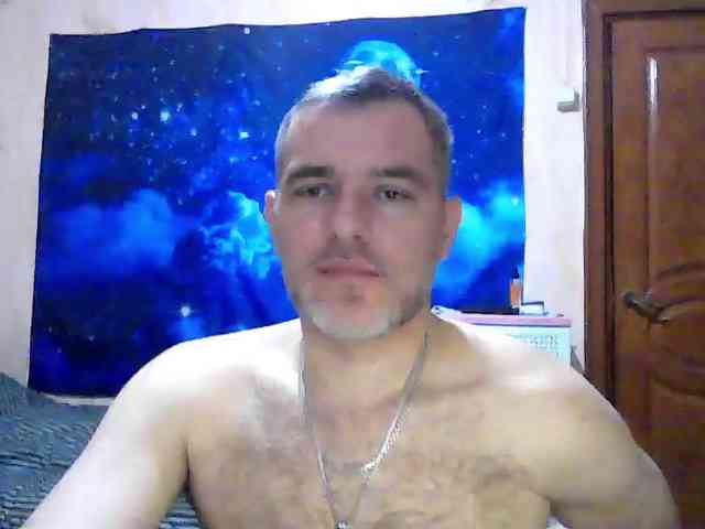 -GoldenMan-