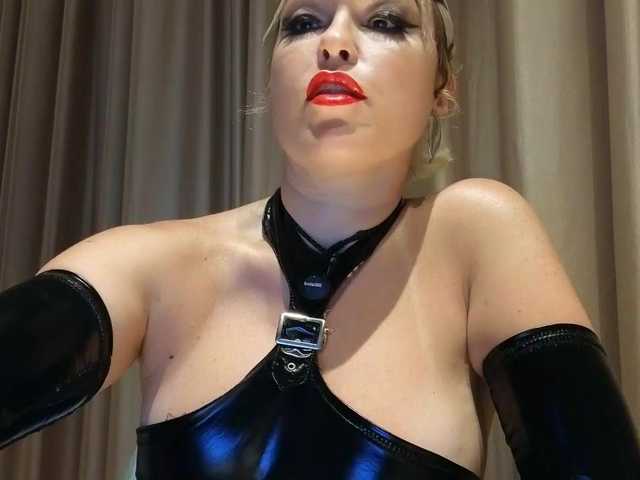 OhKatusha's BongaCams show and profile