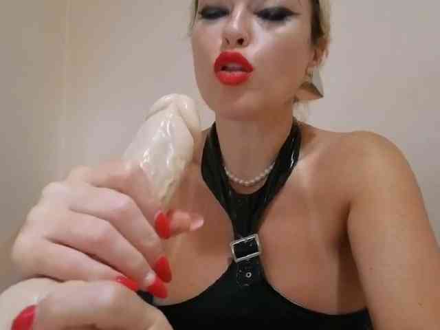OhKatusha Live Webcam on BongaCams
