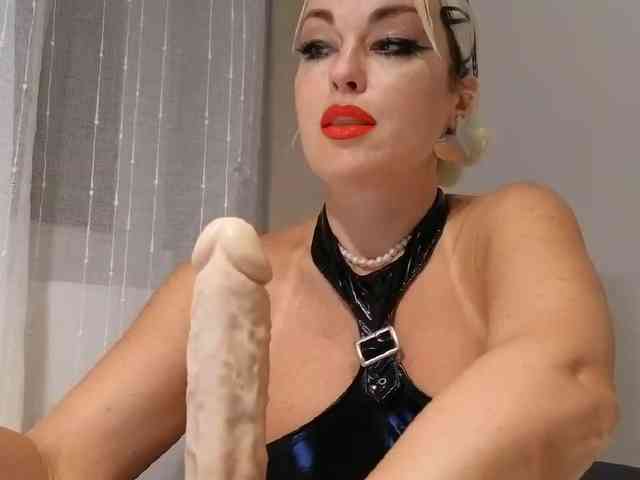 nude live web cam OhKatusha