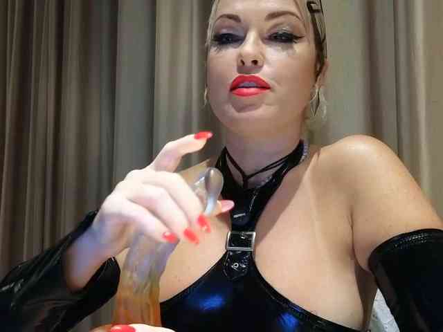 OhKatusha Live Webcam on BongaCams