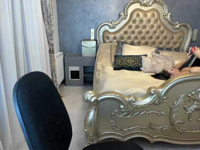 racel1112's BongaCams show and profile