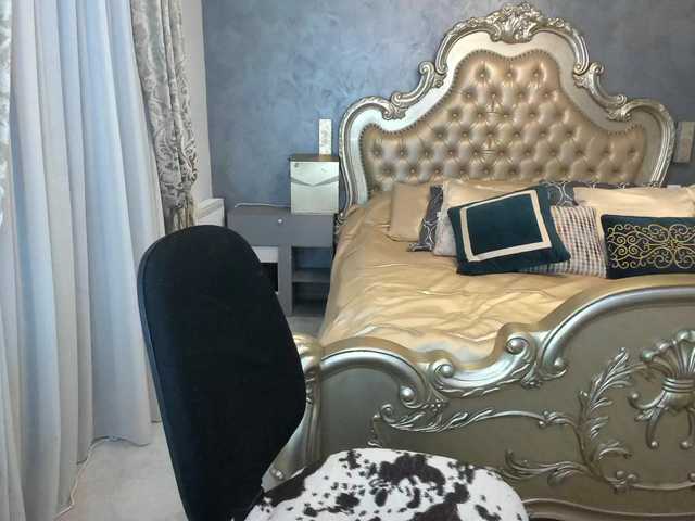 racel1112's BongaCams show and profile