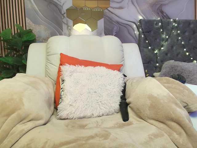 concubine2's BongaCams show and profile