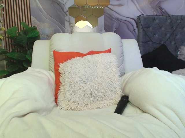 concubine2's BongaCams show and profile