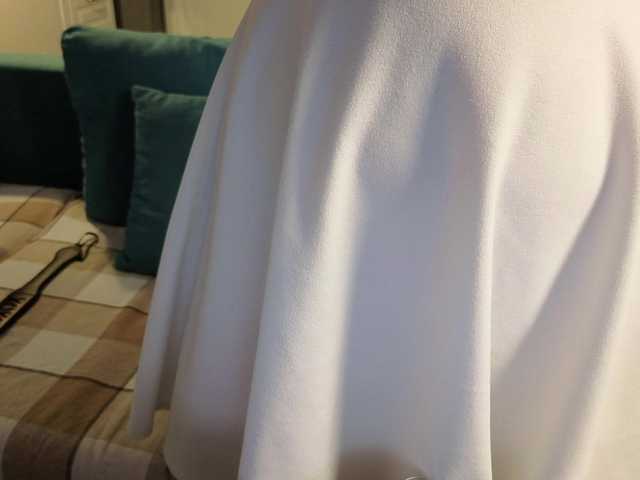 sweetdreams10's BongaCams show and profile