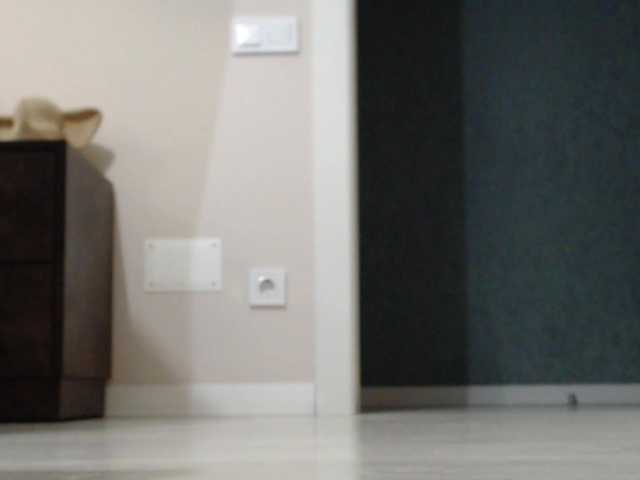 aniutkamau's BongaCams show and profile