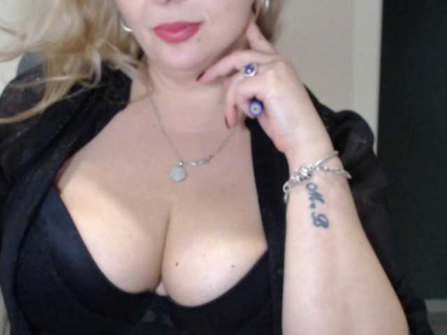 aniutkamau cam belle