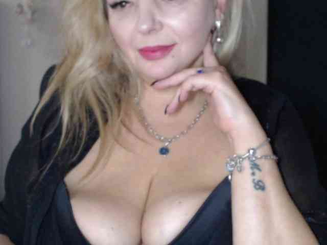 aniutkamau aniutkamau