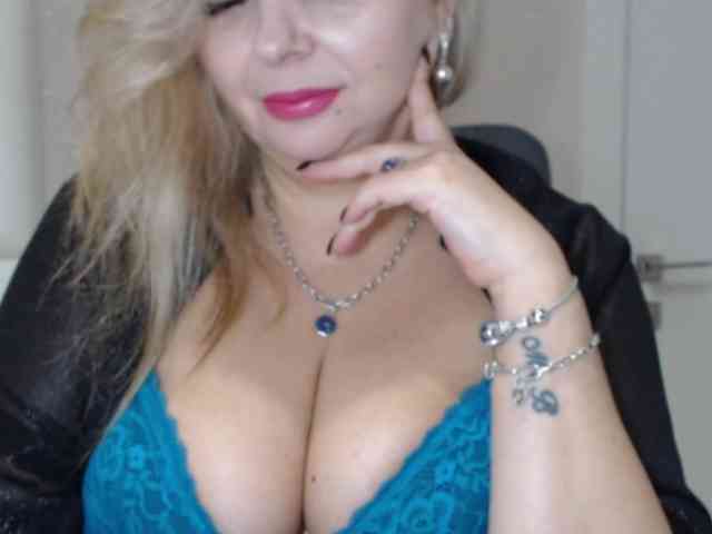 aniutkamau aniutkamau