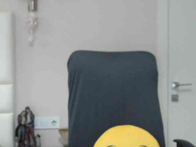 aniutkamau webcam