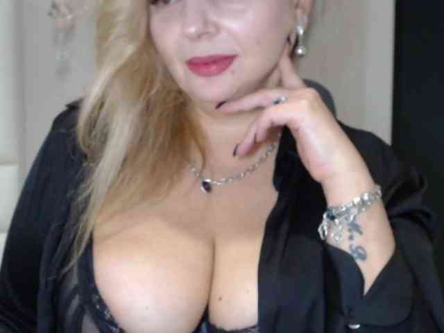 aniutkamau aniutkamau