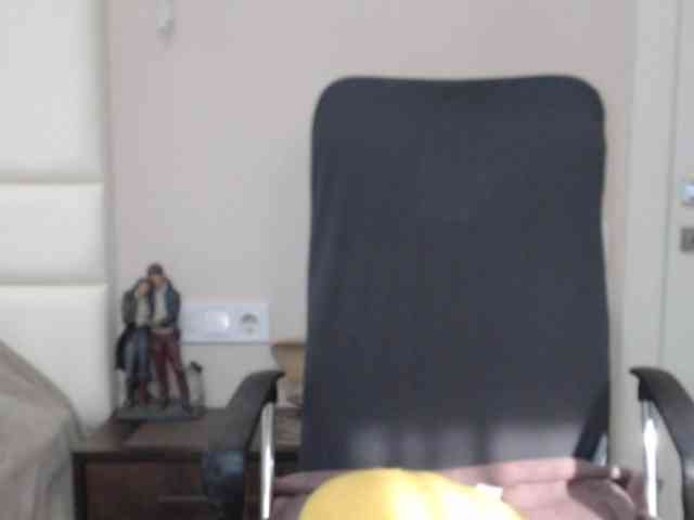aniutkamau webcam