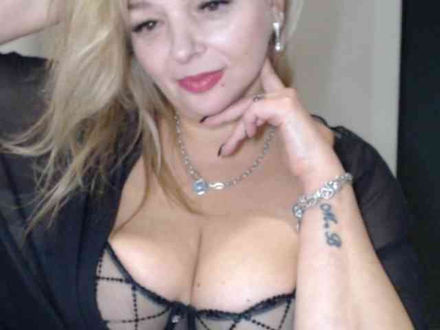 aniutkamau aniutkamau