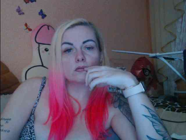 LazyPussy webcam