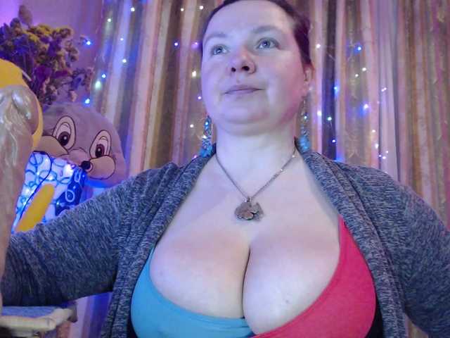 VIPLLLaraVIP's BongaCams show and profile