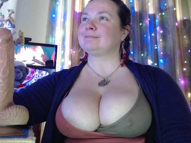 VIPLLLaraVIP's BongaCams show and profile