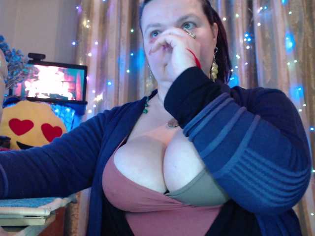 VIPLLLaraVIP from BongaCams is Freechat