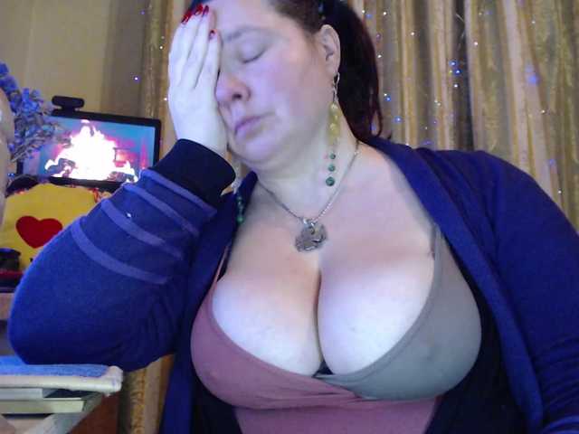 VIPLLLaraVIP's BongaCams show and profile