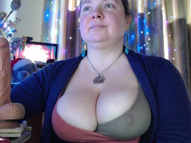 VIPLLLaraVIP's BongaCams show and profile