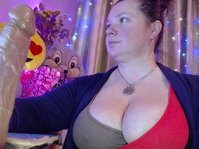 VIPLLLaraVIP's BongaCams show and profile