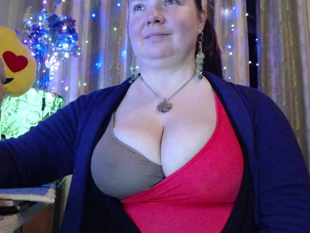 VIPLLLaraVIP's BongaCams show and profile