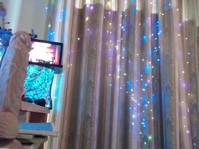 VIPLLLaraVIP's BongaCams show and profile