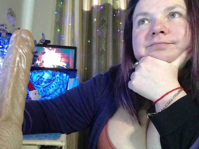 VIPLLLaraVIP's BongaCams show and profile