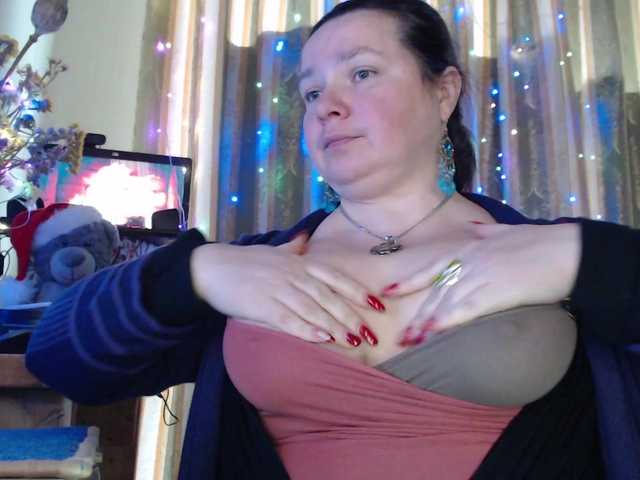 VIPLLLaraVIP's BongaCams show and profile