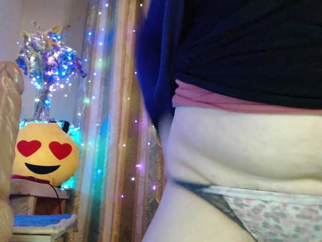 VIPLLLaraVIP's BongaCams show and profile