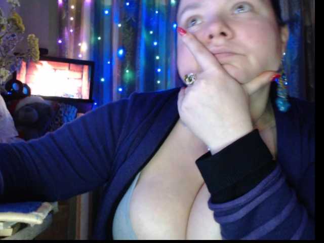 VIPLLLaraVIP's BongaCams show and profile