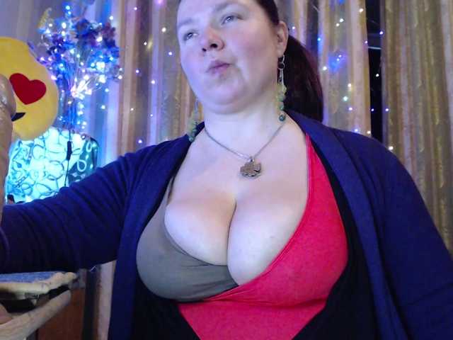 VIPLLLaraVIP's BongaCams show and profile