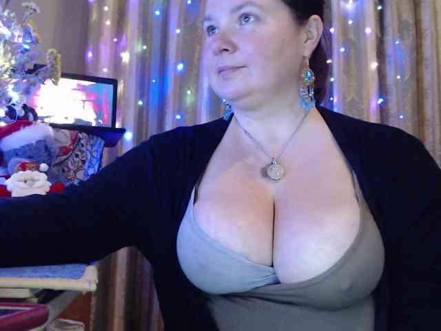 VIPLLLaraVIP VIPLLLaraVIP