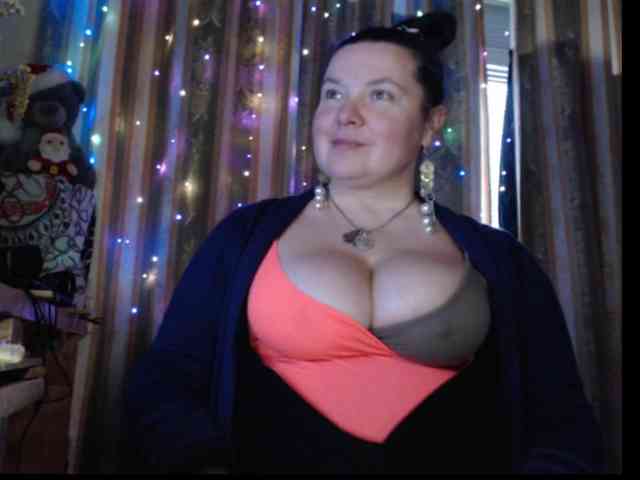 VIPLLLaraVIP VIPLLLaraVIP